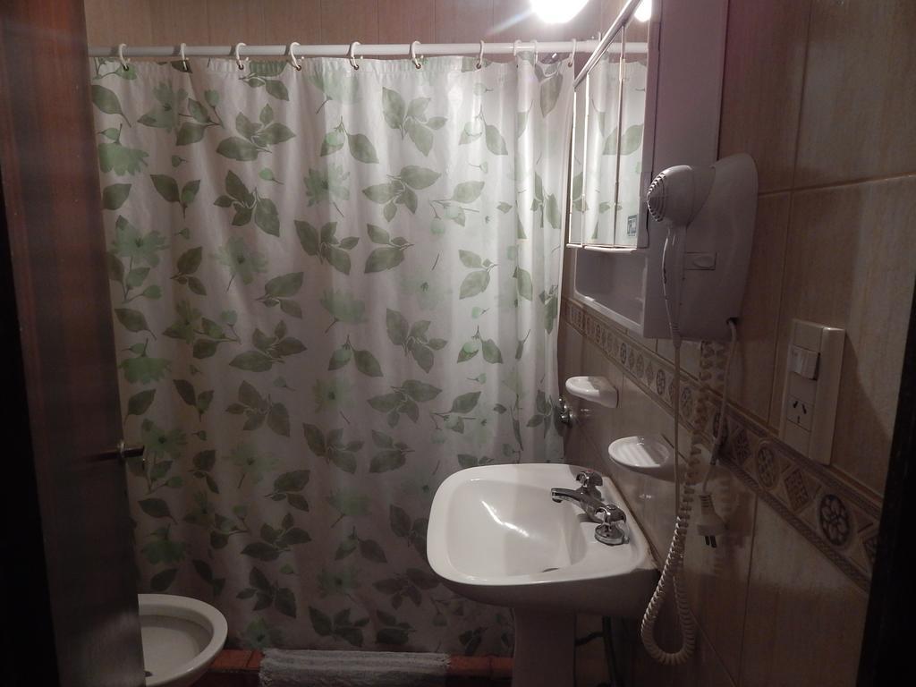 Colonial Hotel 3*