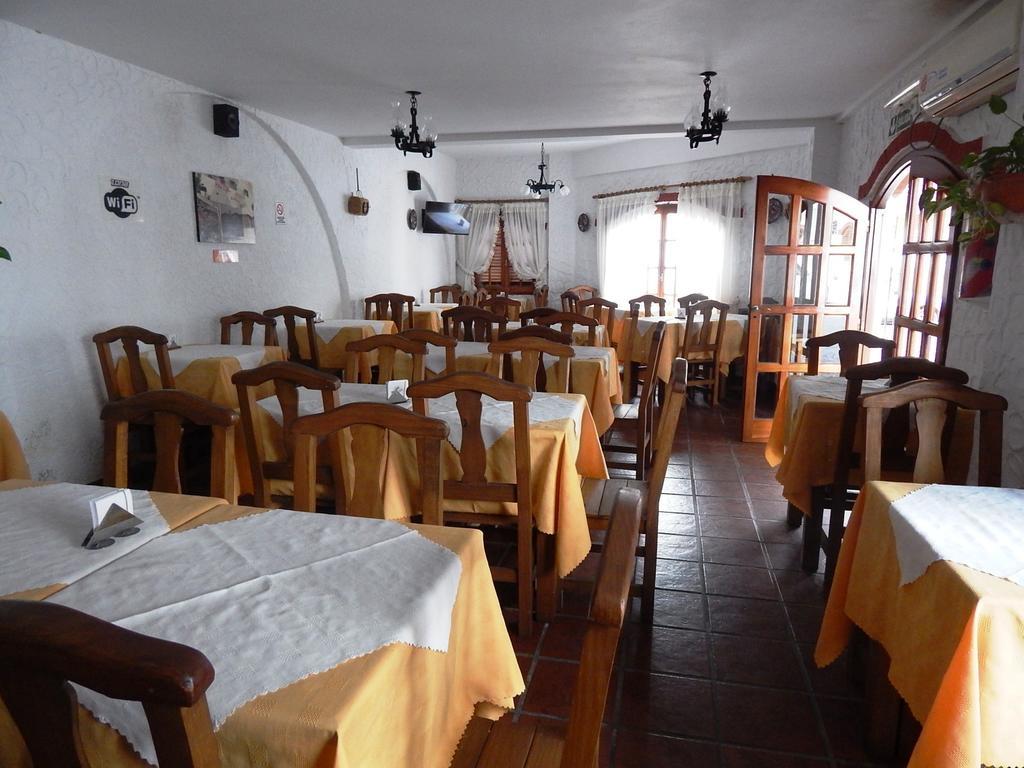 Colonial Hotel 3*