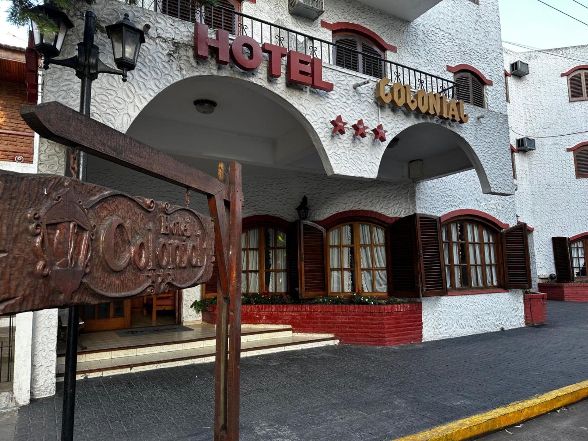 Colonial Hotel 3*